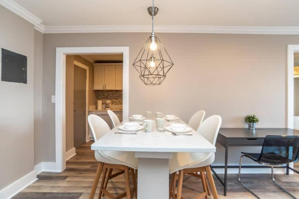 Ferienhaus Downtown 18th Fl! View& Onsite Parking Lm1807 *